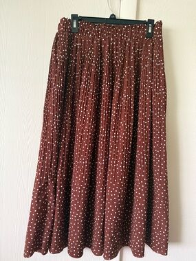 Women’s Brown and white Polka Dot Pleated Midi Skirt size XL